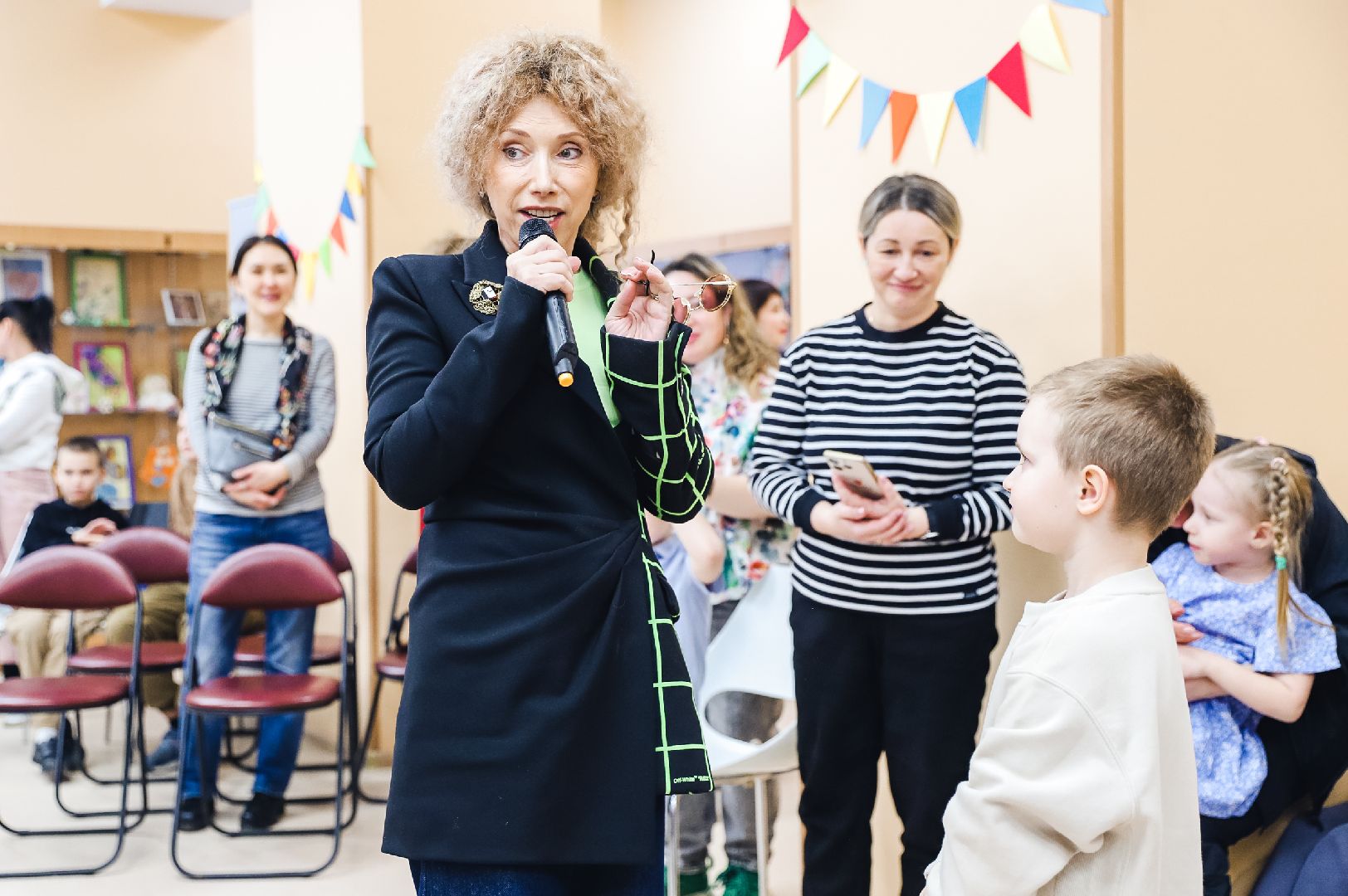 Помощь, Дети, социальная адаптация,