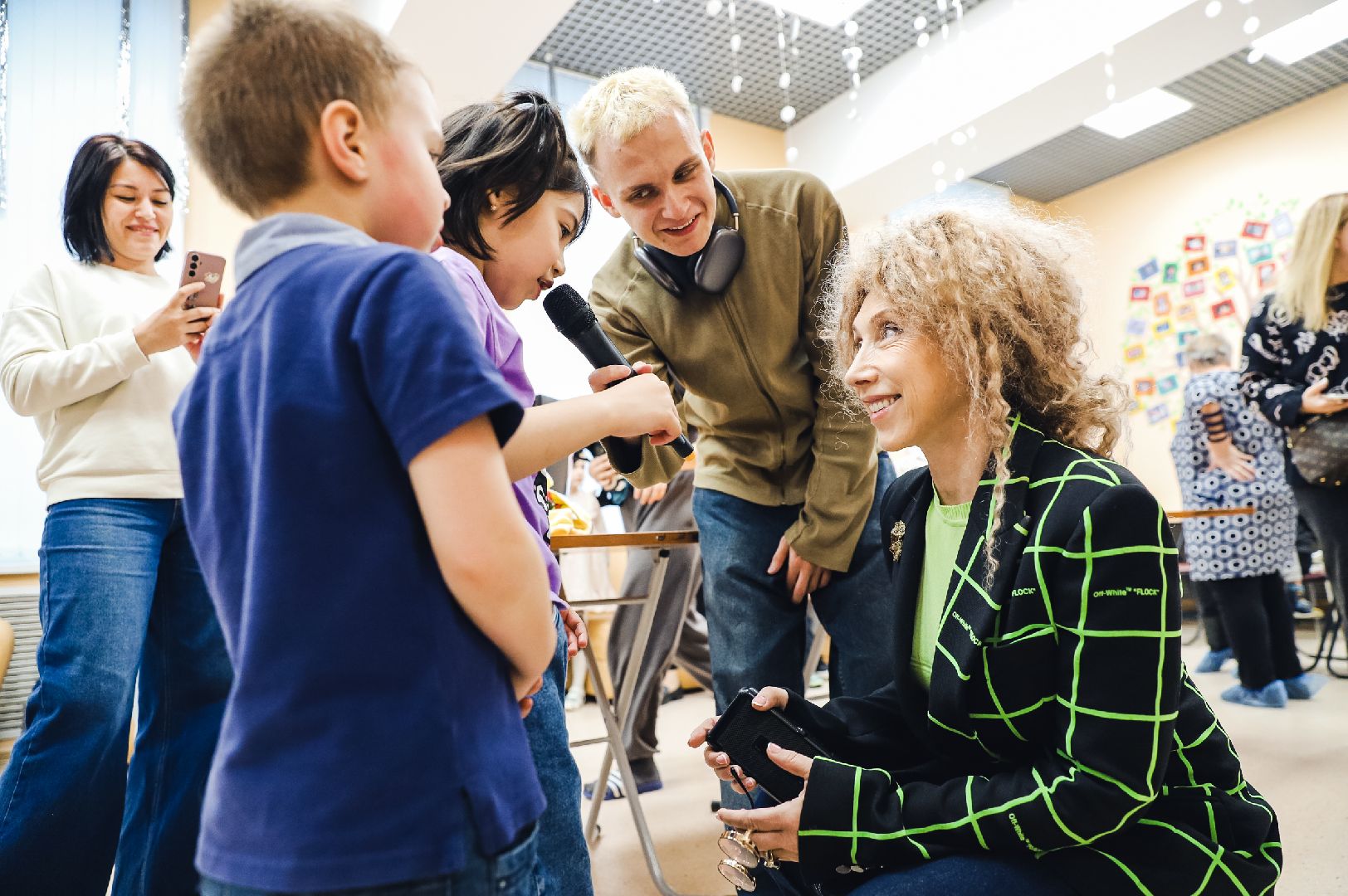 Помощь, Дети, социальная адаптация,