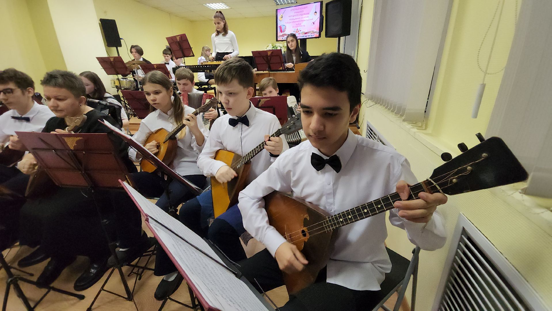 кашира, дши, музыкальная школа, оркестр, русские народные инструменты, 80 - летие победы, день победы, концерт,