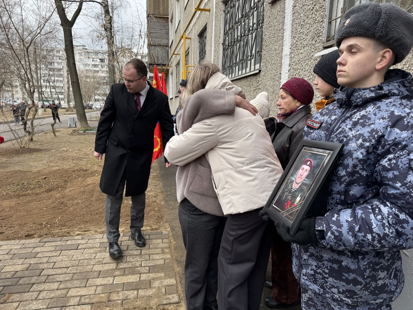 сво, балашиха, мемориальная доска, александр кирин,