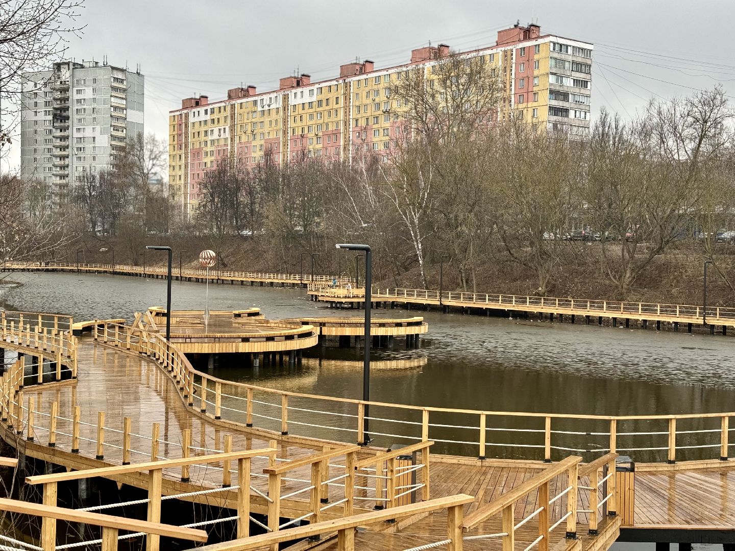 малый тарычевский пруд, ленинский городской округ, компания брусника, благоустройство пруда,