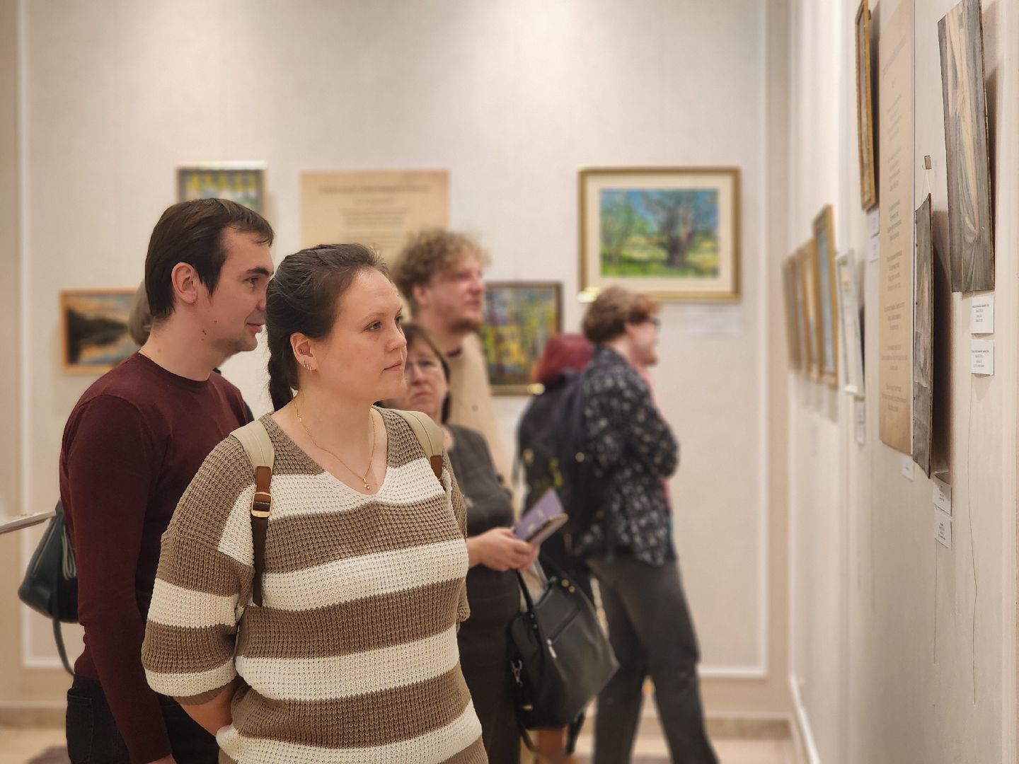 дубна, дк мир, дом культуры, выставка, оияи,