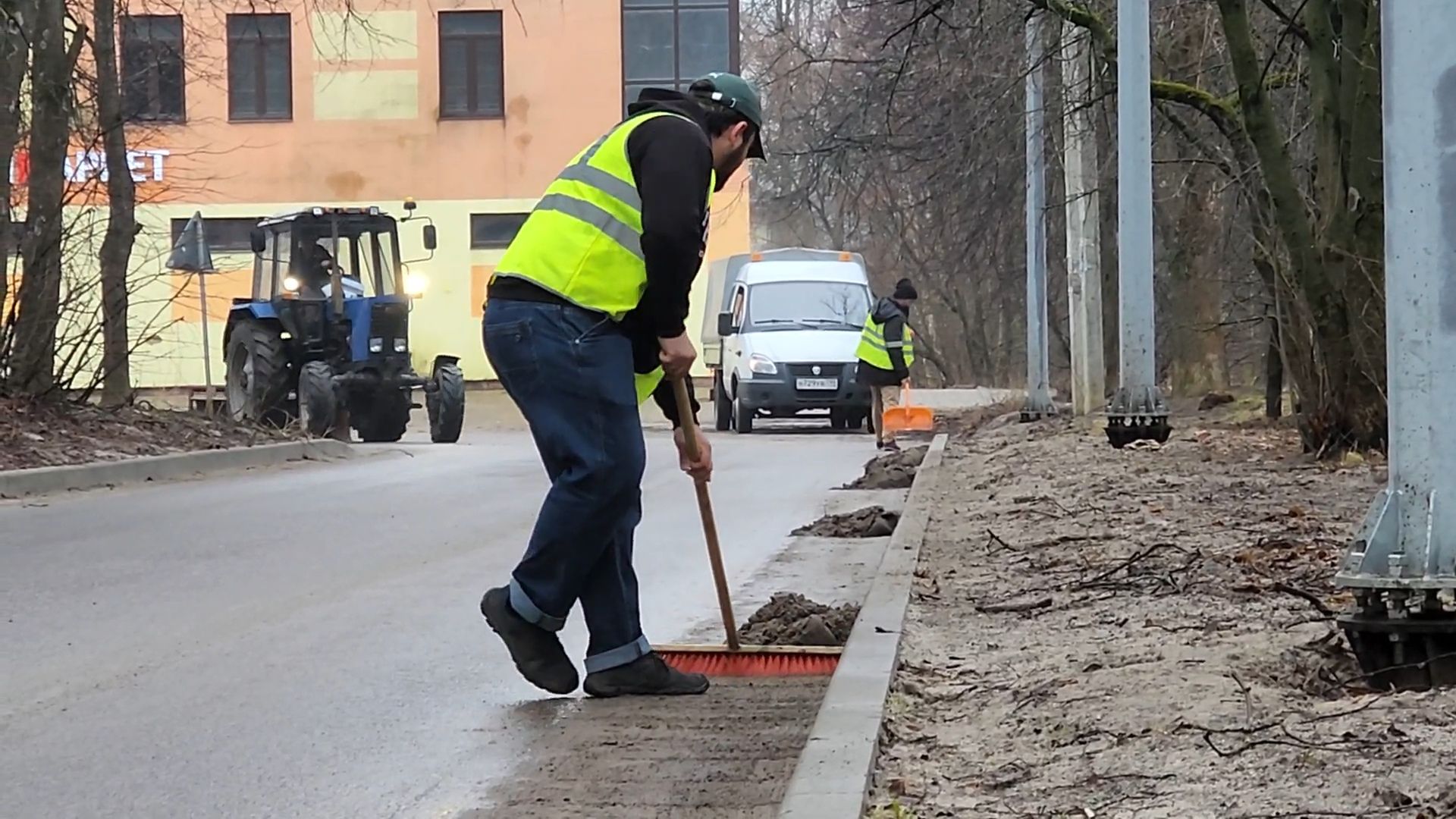 Бронницы, Благоустройство, Уборка дорог, Весенняя уборка, Поселок Горка,