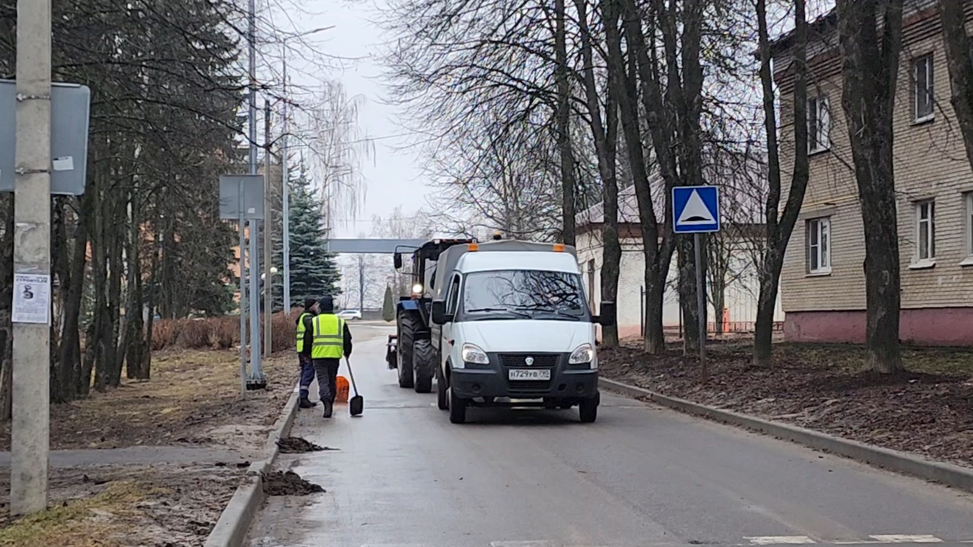 Бронницы, Благоустройство, Уборка дорог, Весенняя уборка, Поселок Горка,