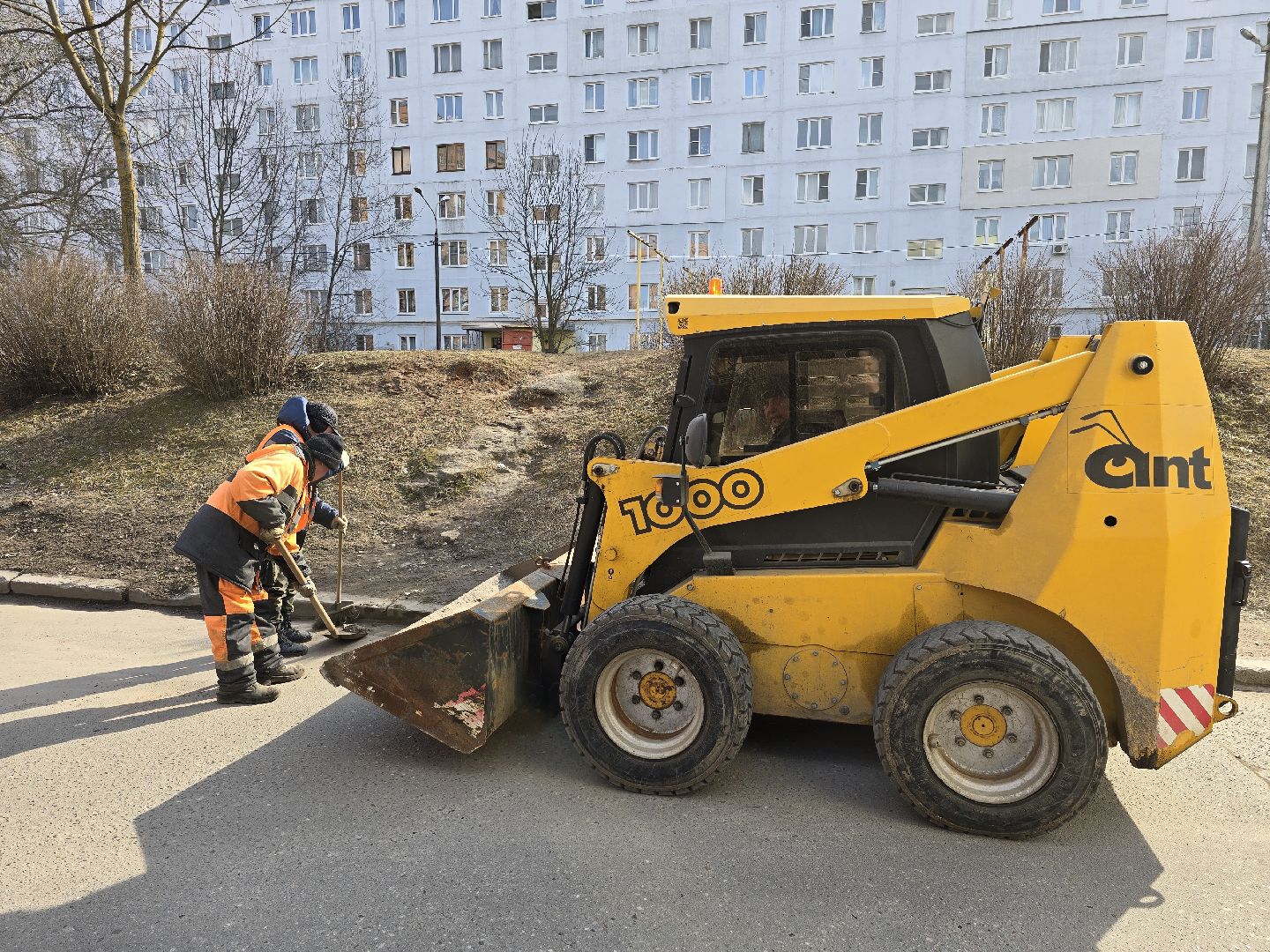 Можайск, Можайский муниципальный округ, Подмосковье, Жкх, Уборка дворов, Коммунальщики, Дворы, общественные пространства,