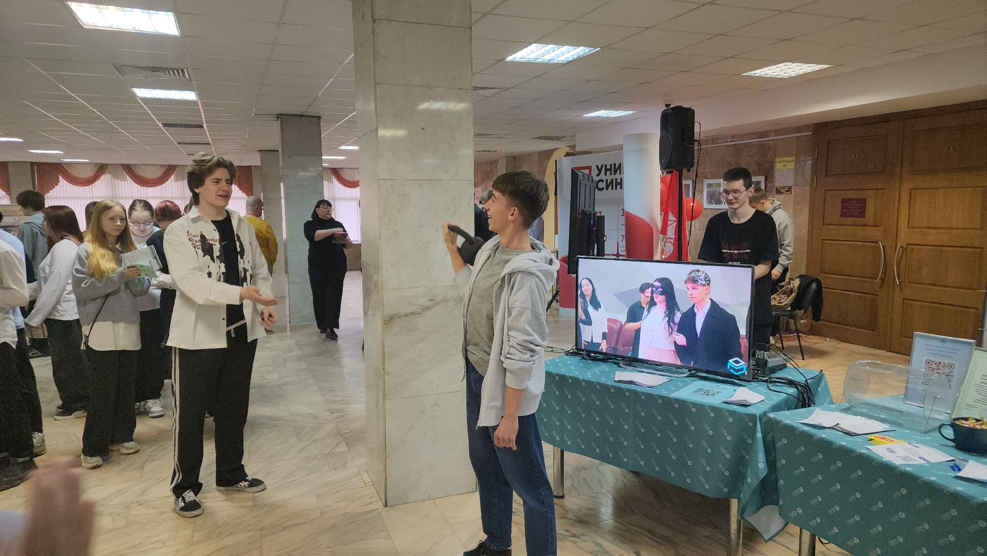 подольск, ярмарка, студенты,