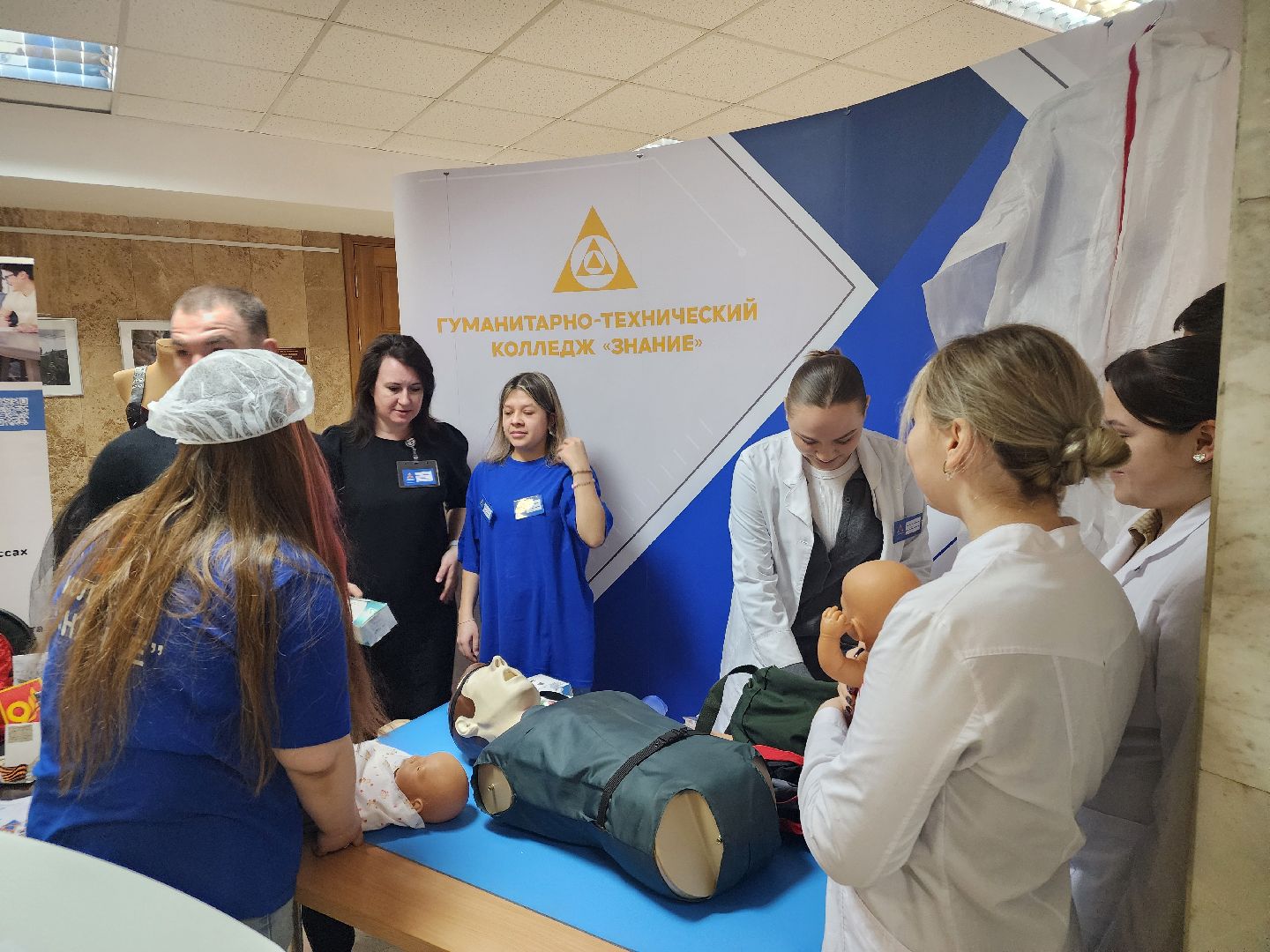 подольск, ярмарка, студенты,