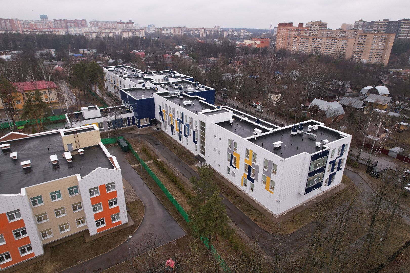 видео с коптера, красногорск медицина, реабилитация детей в красногорске, образовательный центр созвездие,