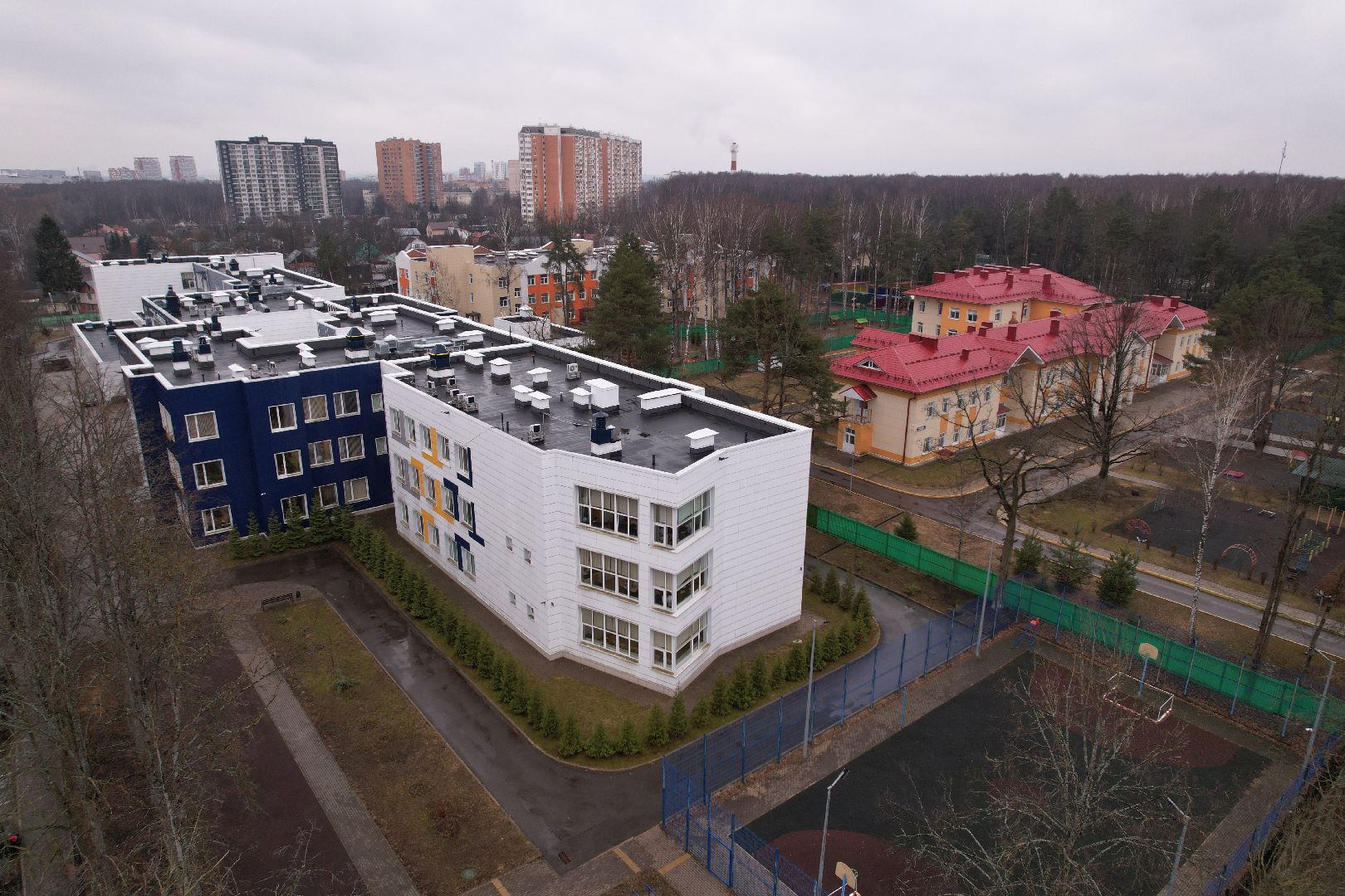 видео с коптера, красногорск медицина, реабилитация детей в красногорске, образовательный центр созвездие,