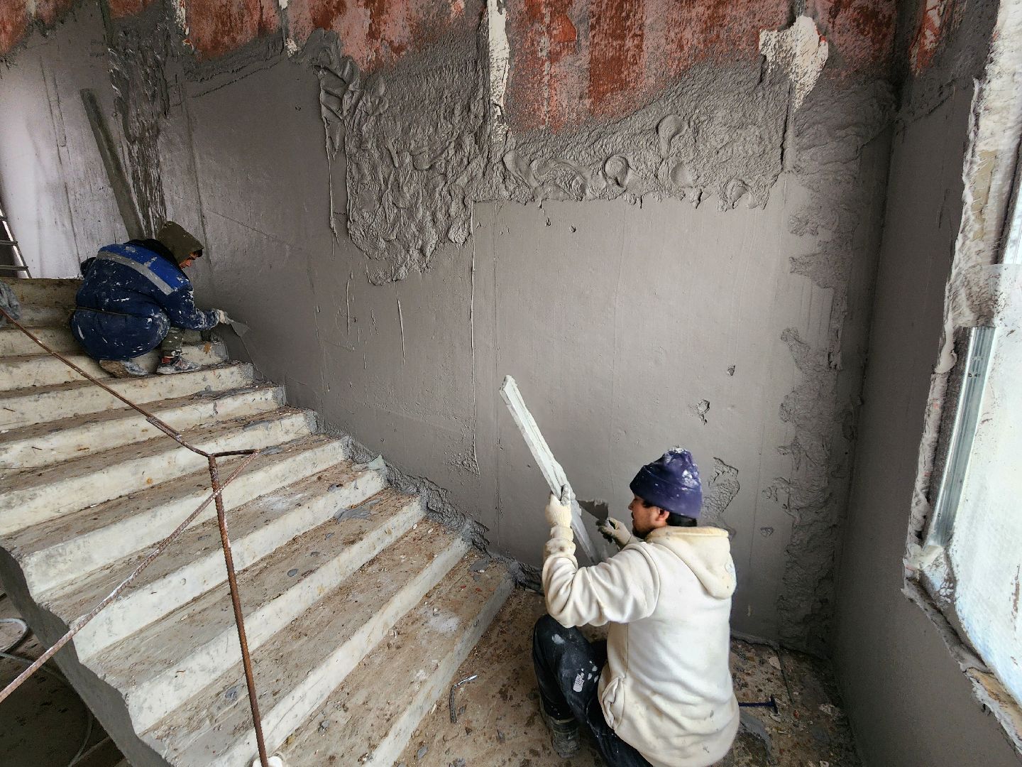 Чехов, школа 3, строительство пристройки на 200 мест, черновая отделка помещений, лестничные клетки, штукатурка, утепление фасада, монтаж инженерных сетей, госпрограмма московской области,