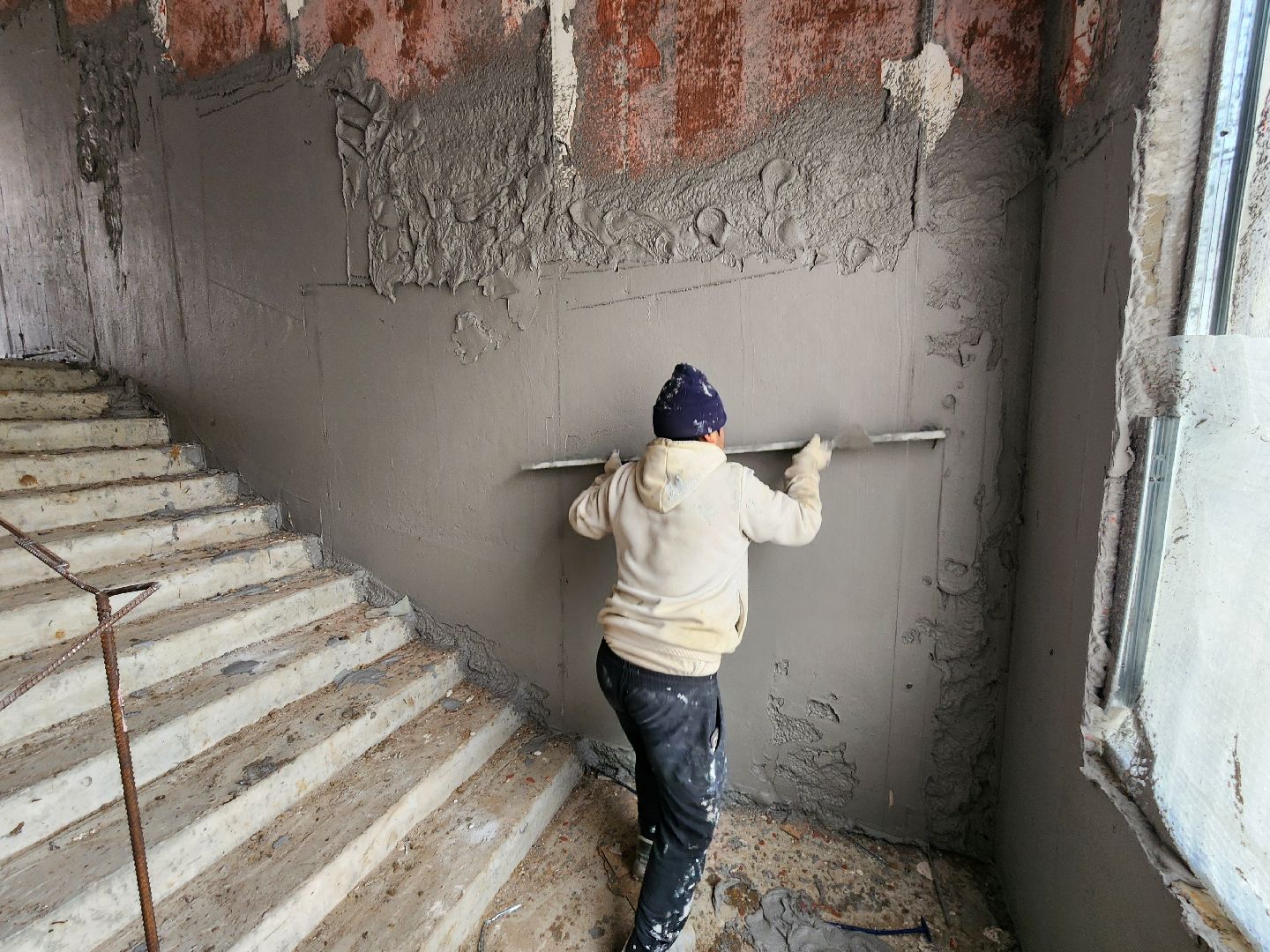 Чехов, школа 3, строительство пристройки на 200 мест, черновая отделка помещений, лестничные клетки, штукатурка, утепление фасада, монтаж инженерных сетей, госпрограмма московской области,