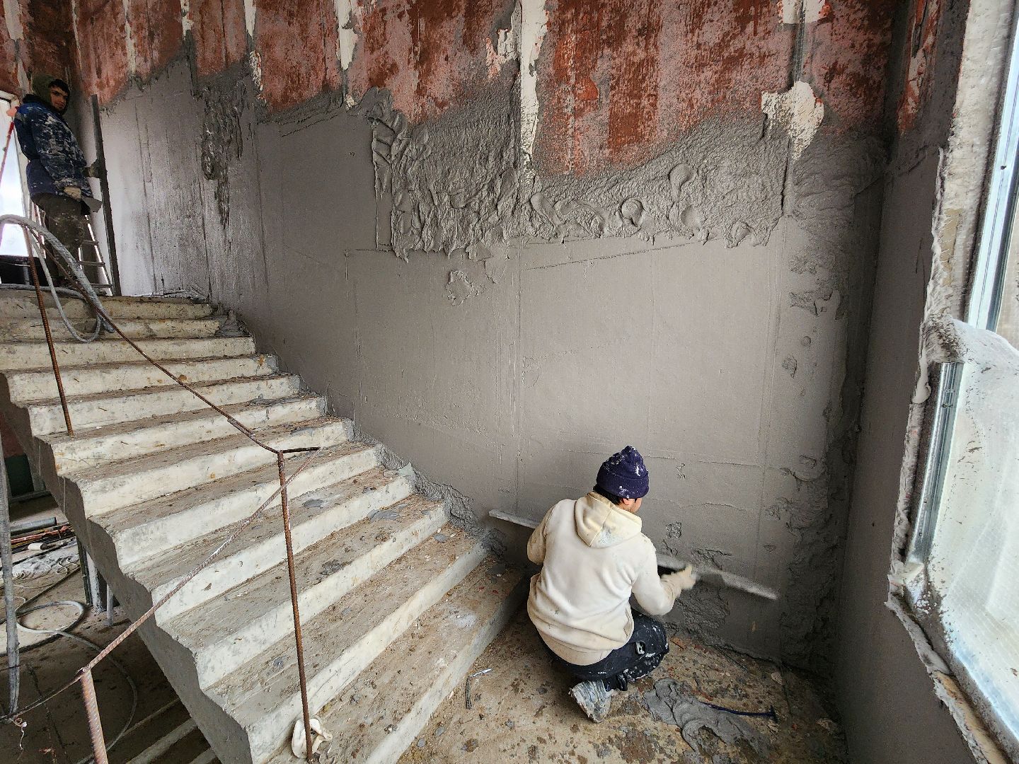 Чехов, школа 3, строительство пристройки на 200 мест, черновая отделка помещений, лестничные клетки, штукатурка, утепление фасада, монтаж инженерных сетей, госпрограмма московской области,