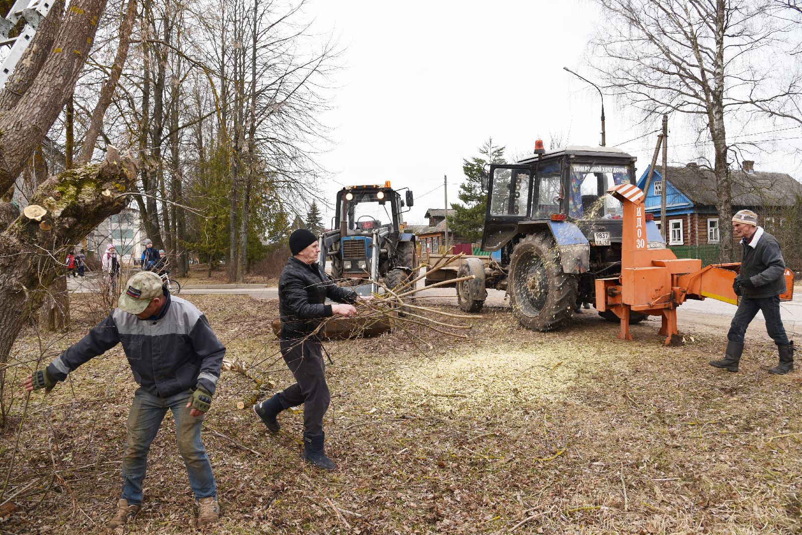 лотошино, благоустройство, савостино, выездная администрация, обращения жителей,