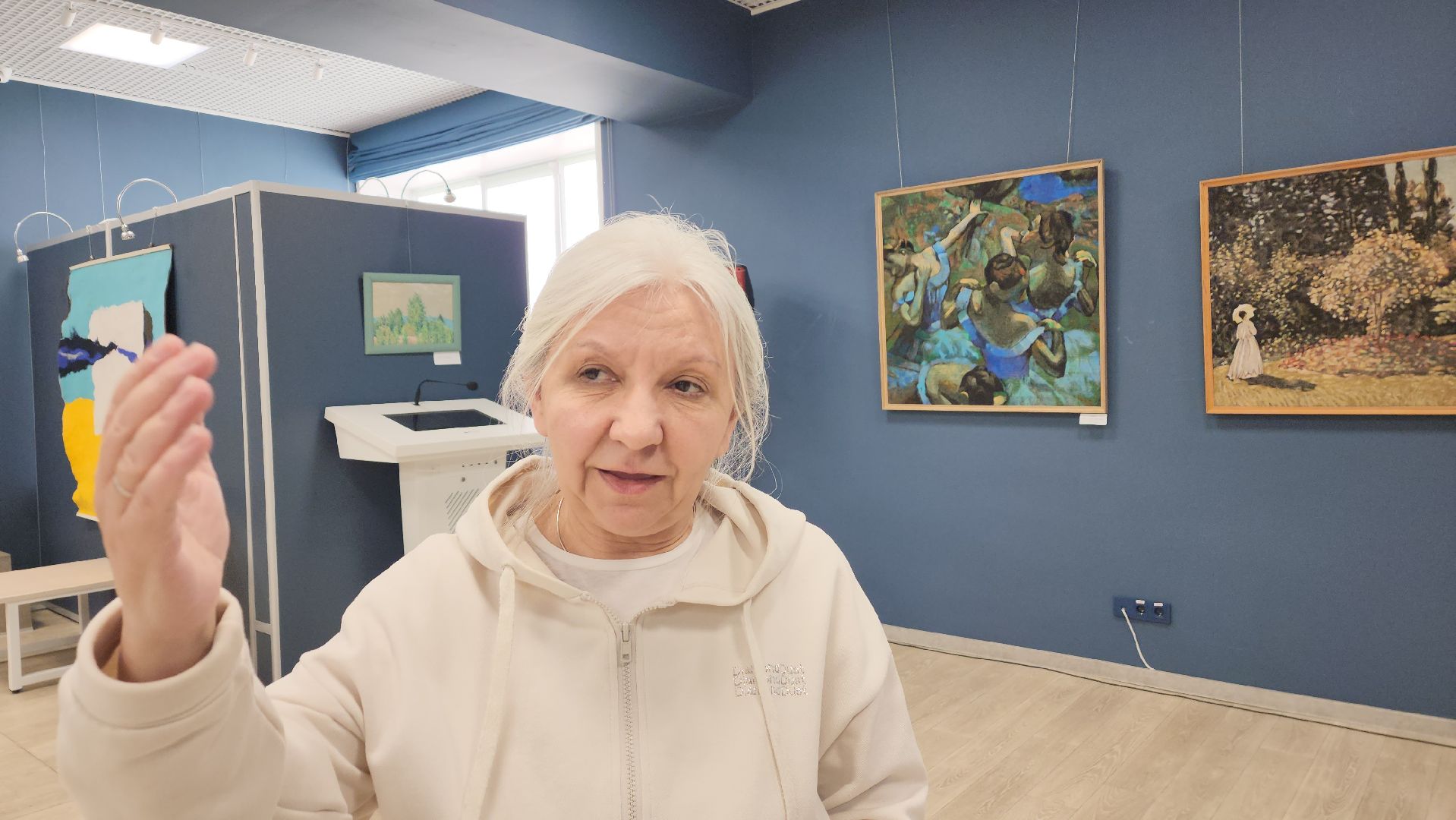 художественная выставка, художник, ивантеевка, библиотека, гобелен, картины маслом, пастель,