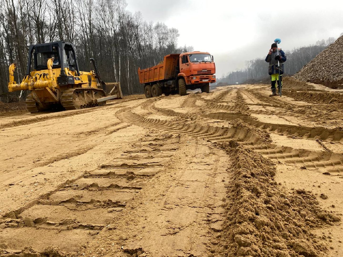 новая дорого в Путилково, Пиятницкое шоссе - Путилково, Мост через реку Журавка, Строительство новой дороги,