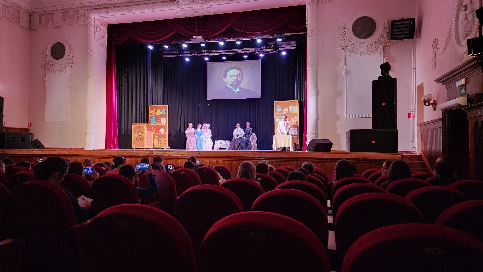 кашира, театральный фестиваль, щукин, чехов, спектакль, культура,