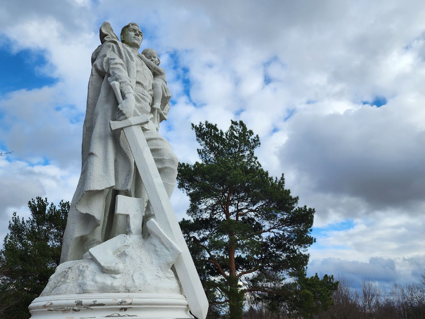наро-фоминский городской округ, верея,воин-освободитель, история одного памятника, день Победы, Евгений Вучетич,