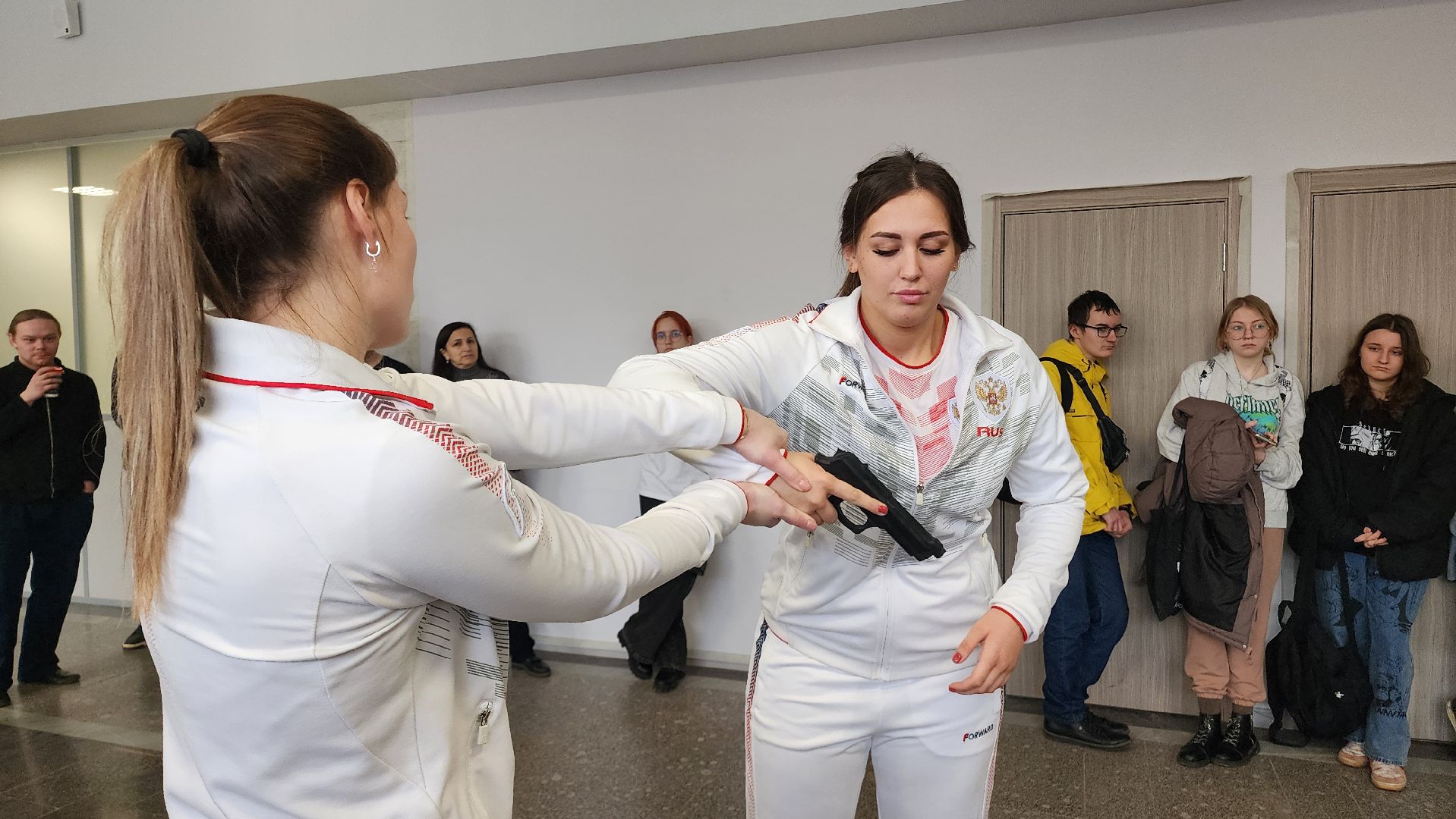 спорт, зож, студенты, университет, подмосковье, домодедово, чемпионы, бокс, рукопашный бой, самооборона,