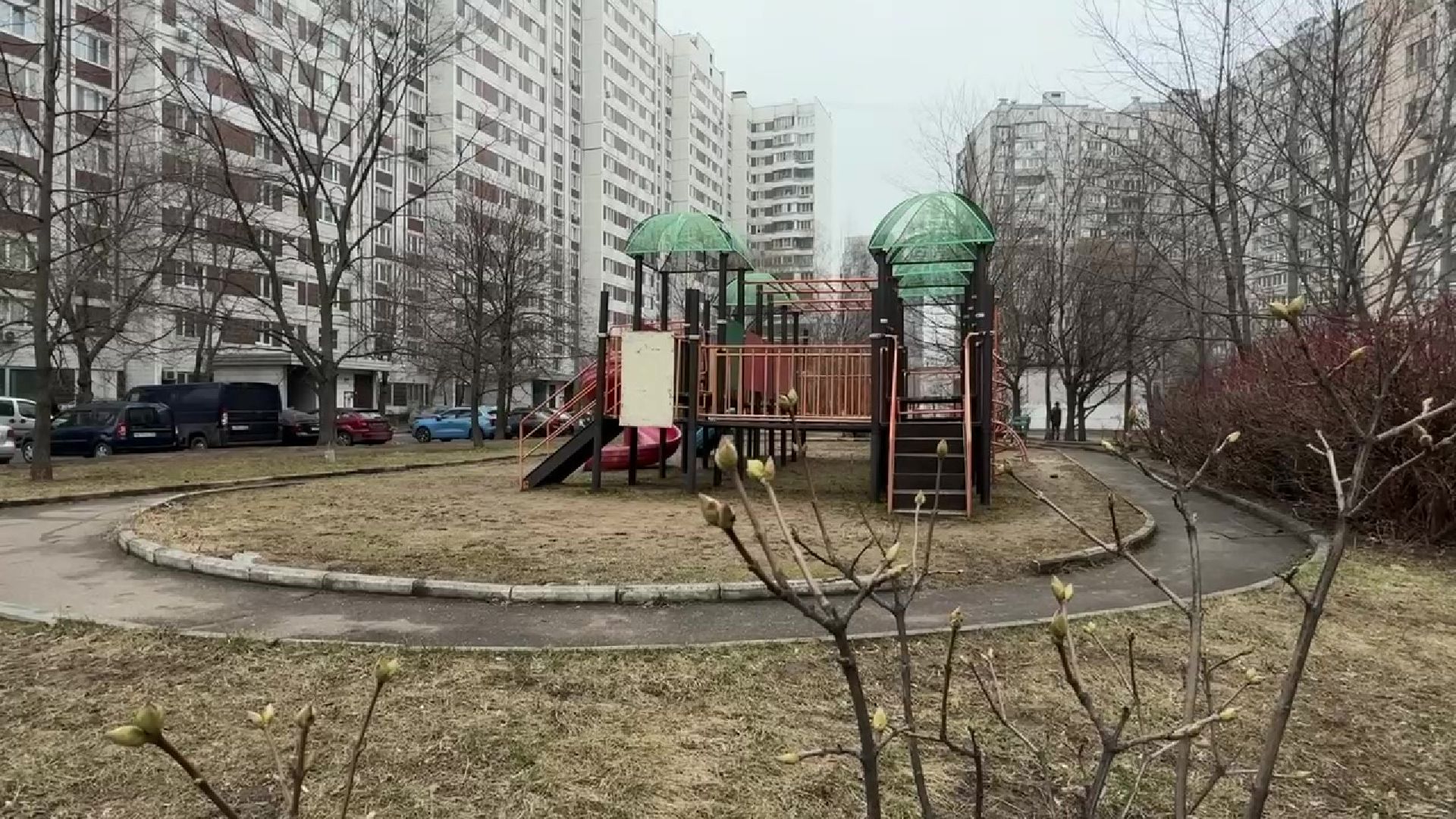 реутов, благоустройство, каштановый сквер, детская площадка, видеонаблюдение,