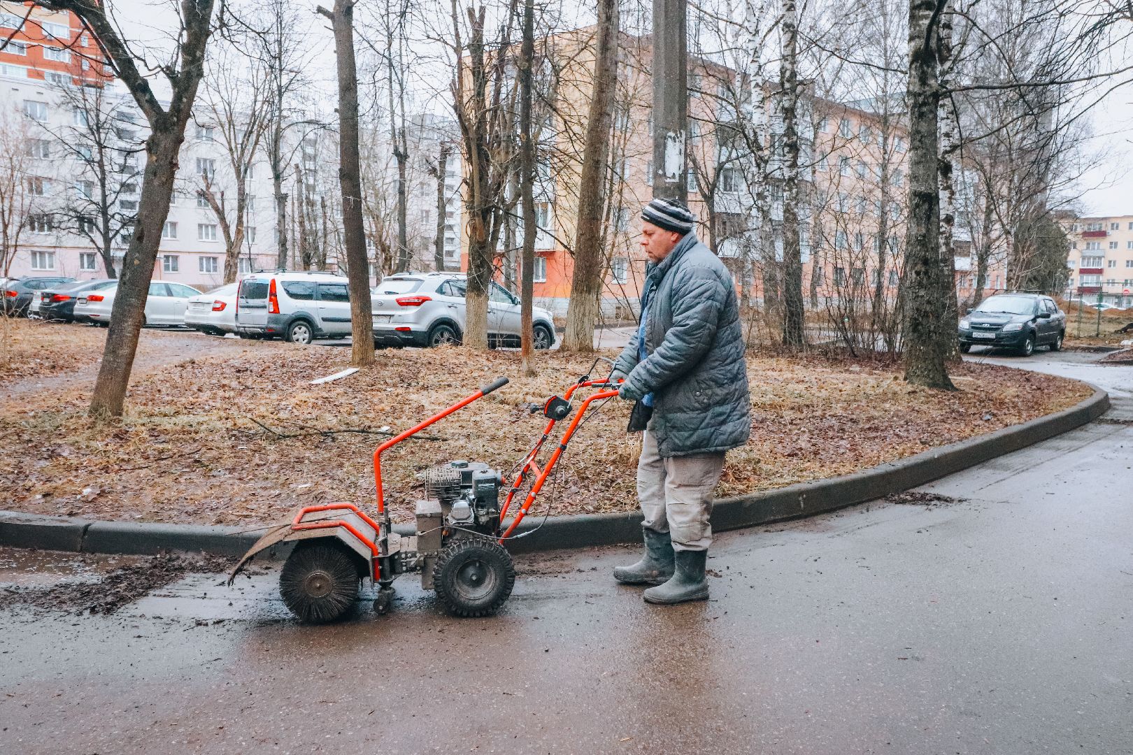 Клин, общество, ЖКХ, дворники, истории, уборка дворов,