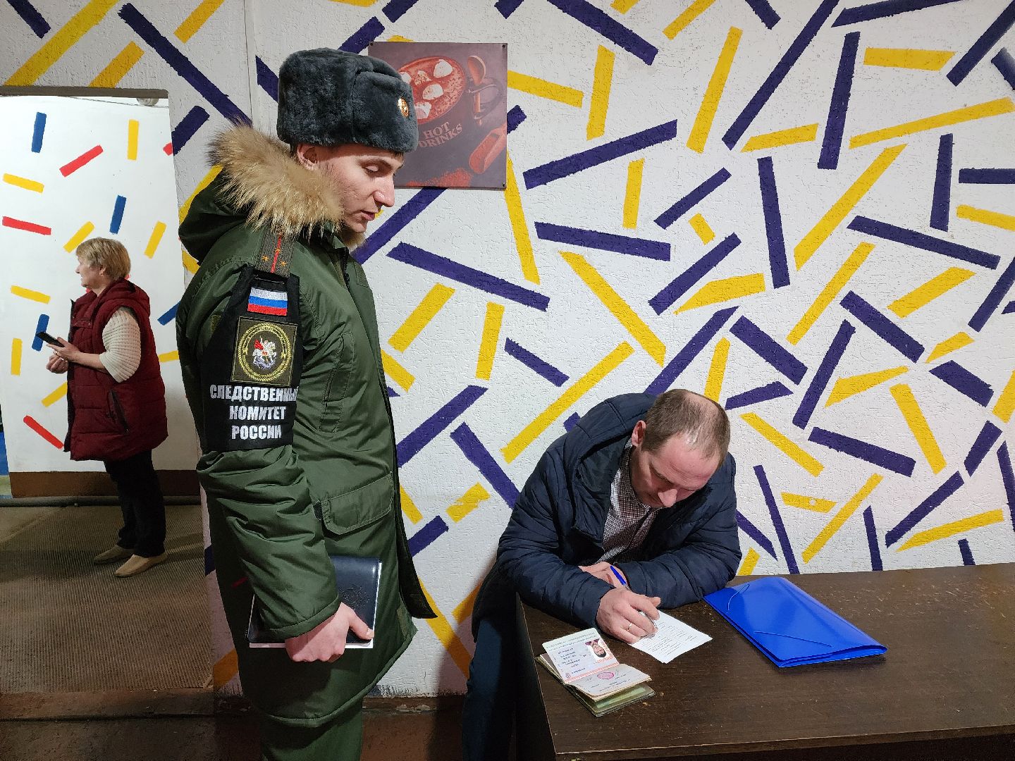 Чехов, село Новоселки, следственный комитет, полиция, военкомат, рейд, проверка, бывшие мигранты, постановка на воинский учет, призыв на военную службу, уклонение от призыва в армию, хостел для мигрантов, повестки,