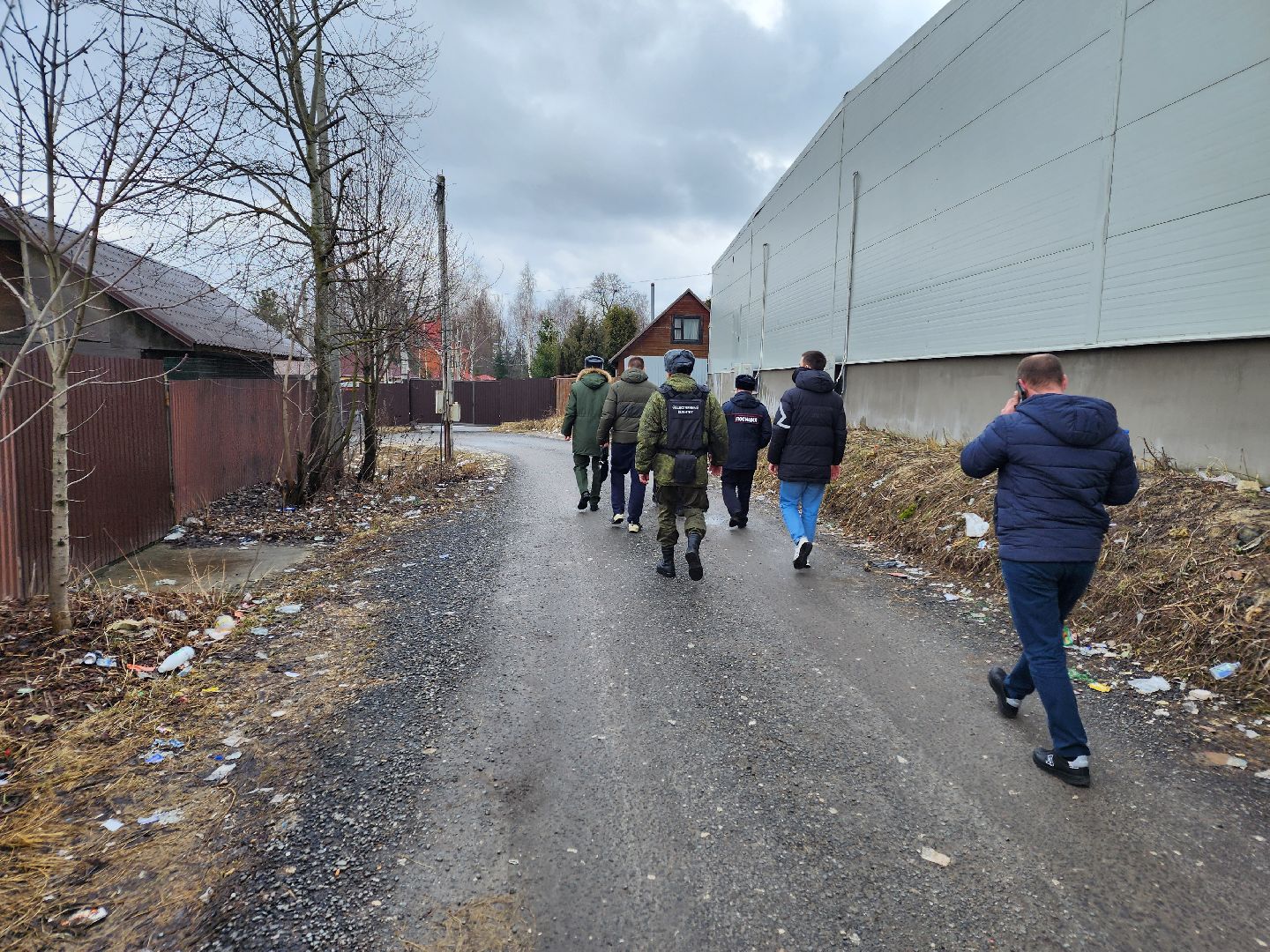 Чехов, село Новоселки, следственный комитет, полиция, военкомат, рейд, проверка, бывшие мигранты, постановка на воинский учет, призыв на военную службу, уклонение от призыва в армию, хостел для мигрантов, повестки,