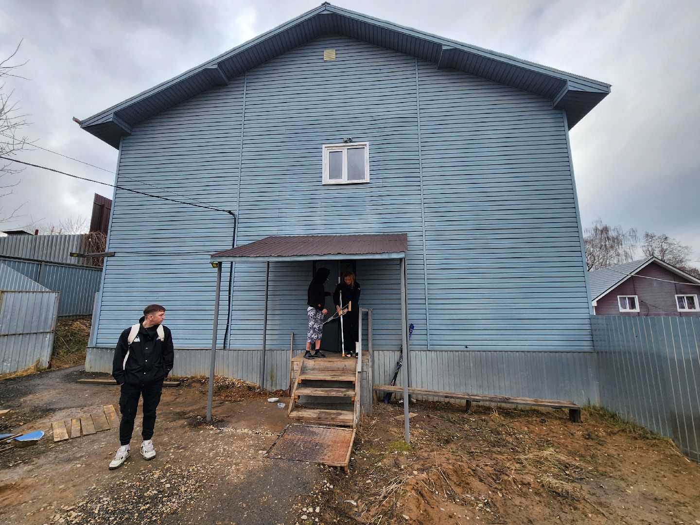 Чехов, село Новоселки, следственный комитет, полиция, военкомат, рейд, проверка, бывшие мигранты, постановка на воинский учет, призыв на военную службу, уклонение от призыва в армию, хостел для мигрантов, повестки,