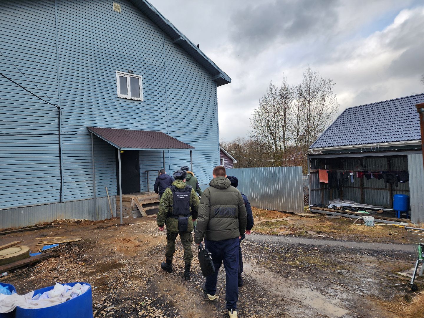 Чехов, село Новоселки, следственный комитет, полиция, военкомат, рейд, проверка, бывшие мигранты, постановка на воинский учет, призыв на военную службу, уклонение от призыва в армию, хостел для мигрантов, повестки,