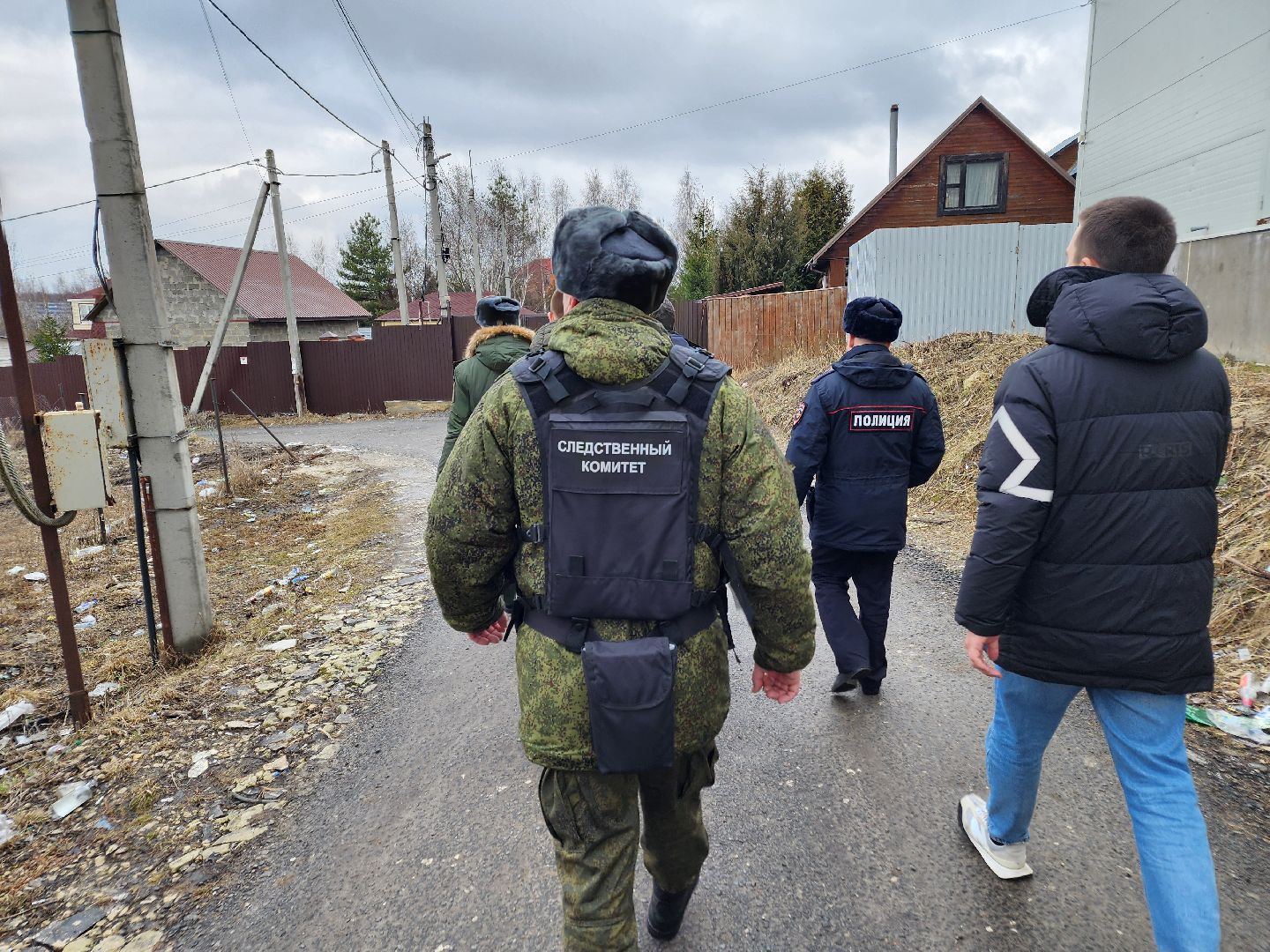 Чехов, село Новоселки, следственный комитет, полиция, военкомат, рейд, проверка, бывшие мигранты, постановка на воинский учет, призыв на военную службу, уклонение от призыва в армию, хостел для мигрантов, повестки,