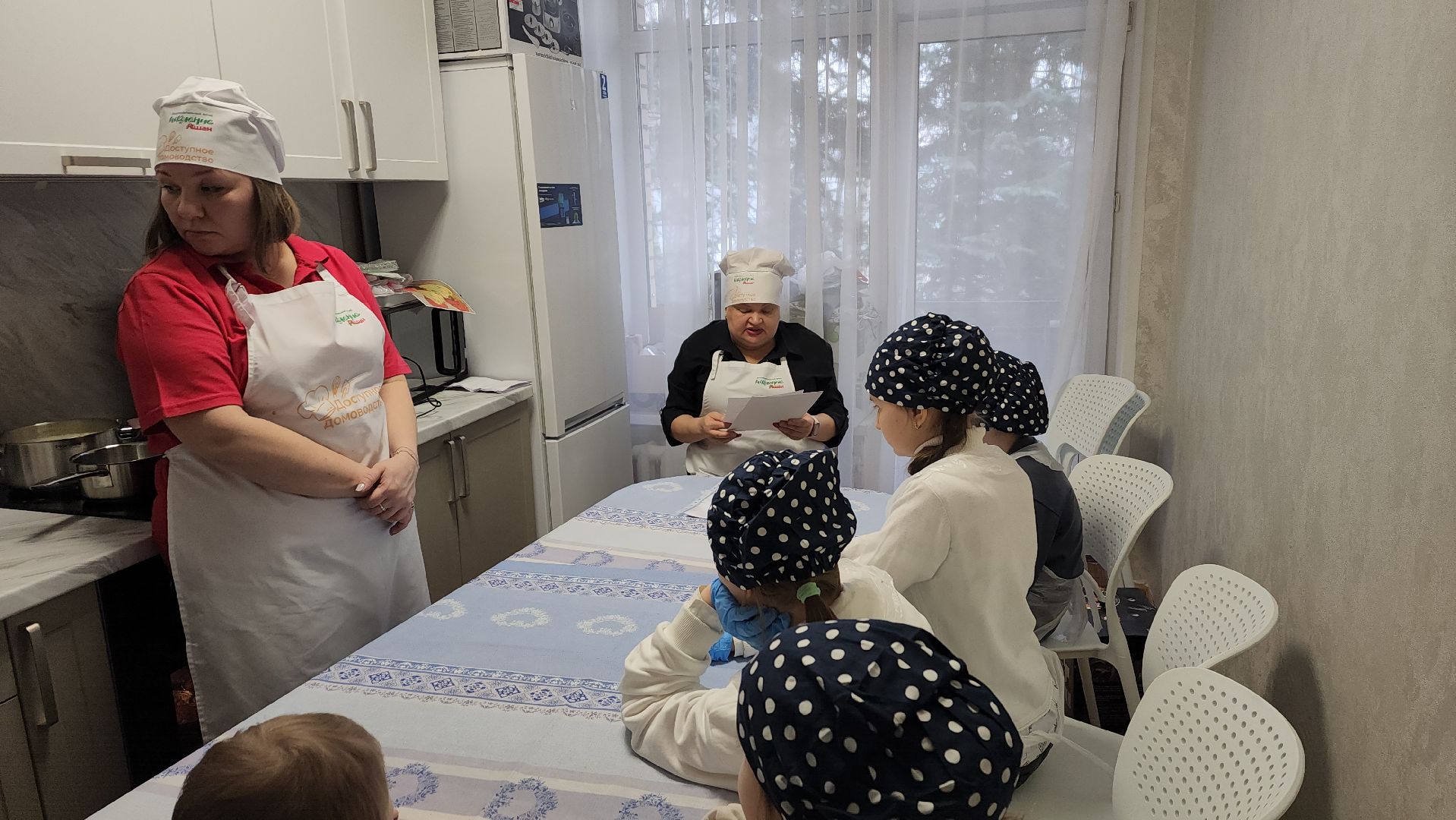 ивантеевка, центр социального обслуживания, дети с особенностями развития, мастер-класс,кухня, пирожные, социализация детей,