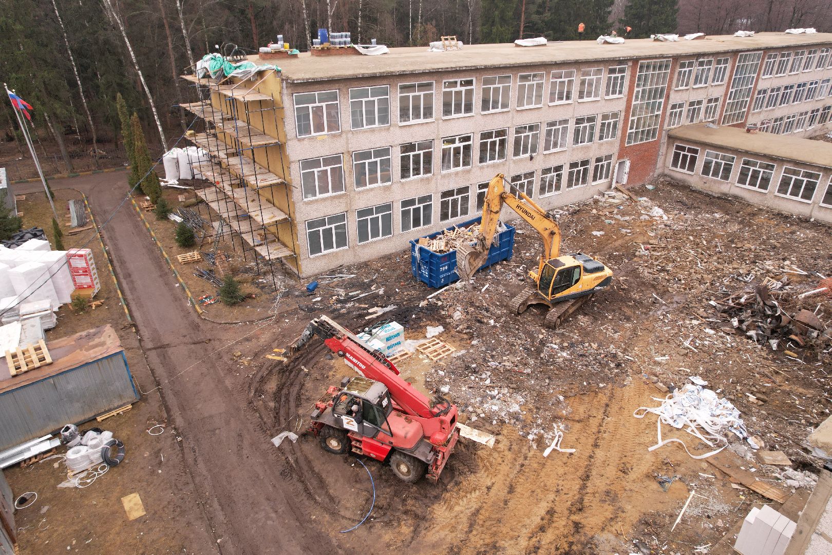видео с коптера, школа 21 в щелково, капремонт школы в серково,