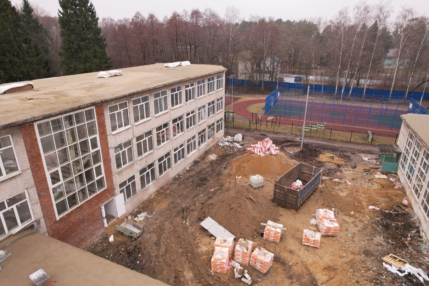 видео с коптера, школа 21 в щелково, капремонт школы в серково,