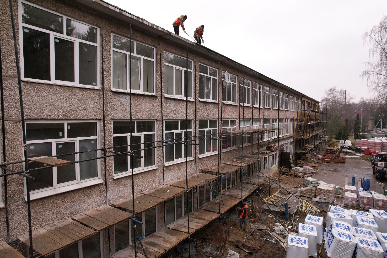 видео с коптера, школа 21 в щелково, капремонт школы в серково,