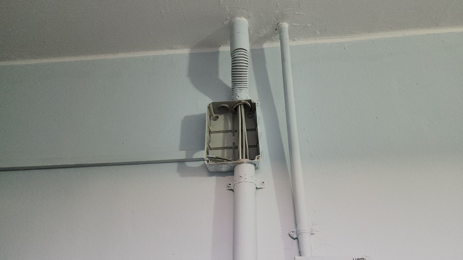 ремонт подъездов, щёлково, новые окна, покраска стен,