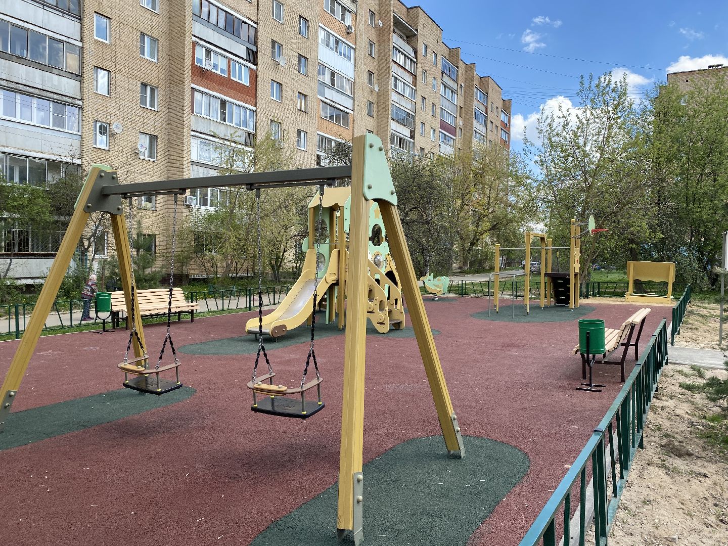 Чехов, благоустройство, детская площадка, дети, качели