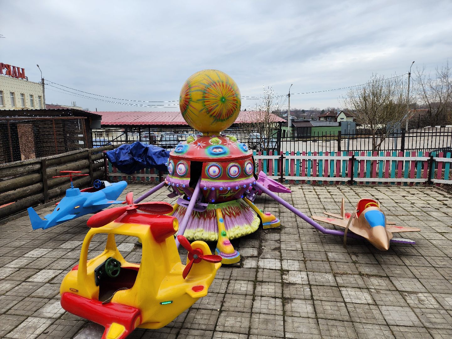 сергиев посад, парк чудес, аттракционы, лебеди,