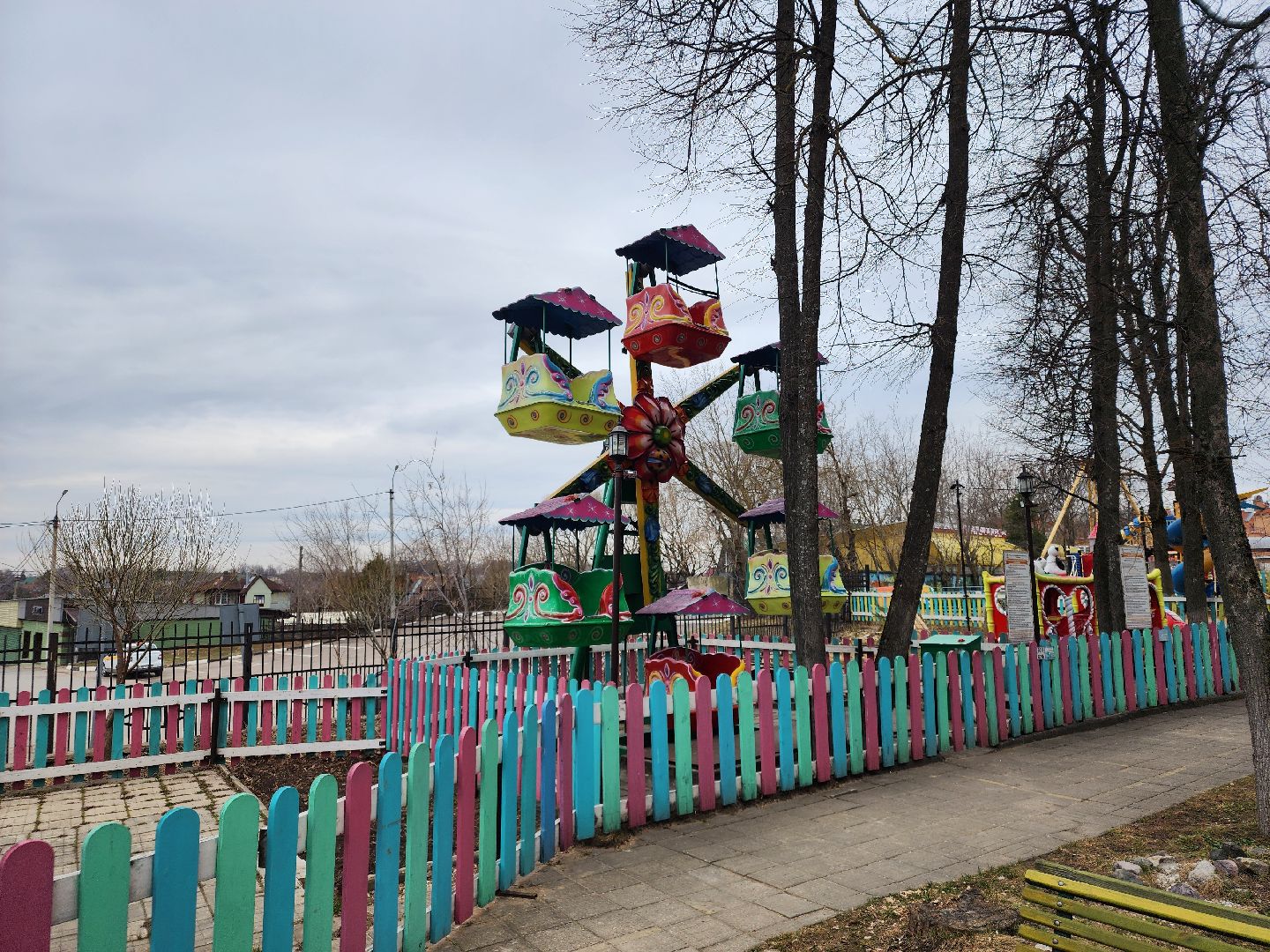 сергиев посад, парк чудес, аттракционы, лебеди,