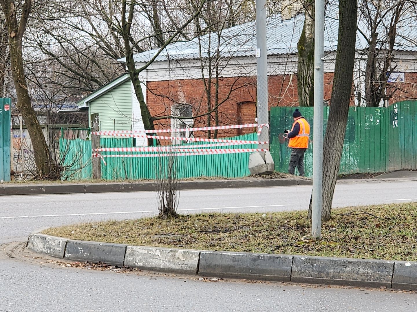 серпухов, подмосковье, ржд, спил деревьев,