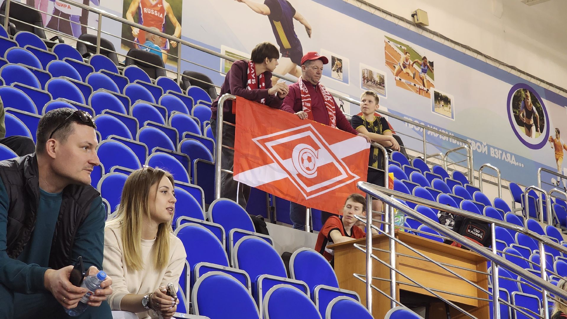 кашира, спорт, матч легенд, звезды футбола, автограф сессия, дс юбилейный, фк спартак,