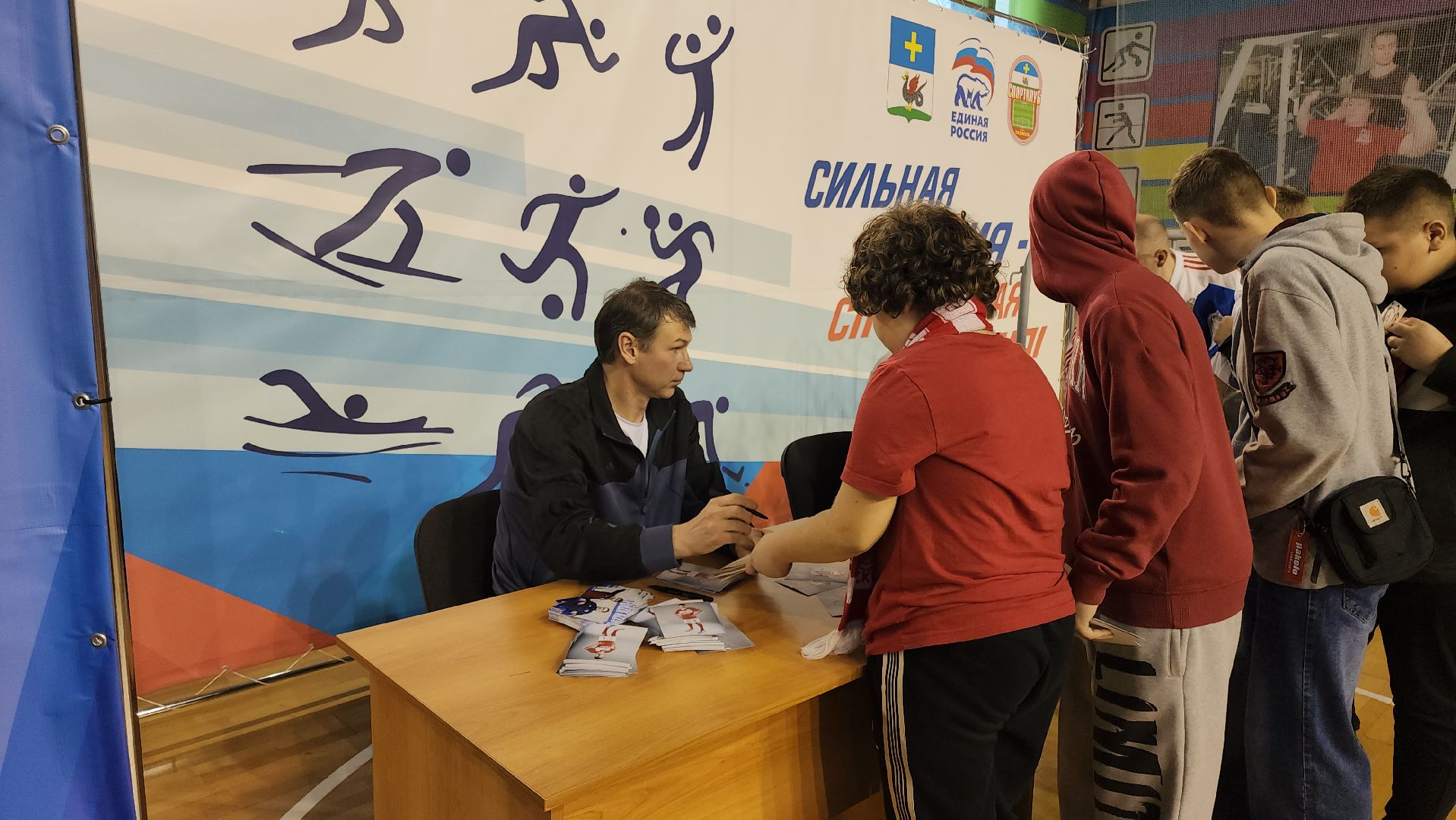 кашира, спорт, матч легенд, звезды футбола, автограф сессия, дс юбилейный, фк спартак,