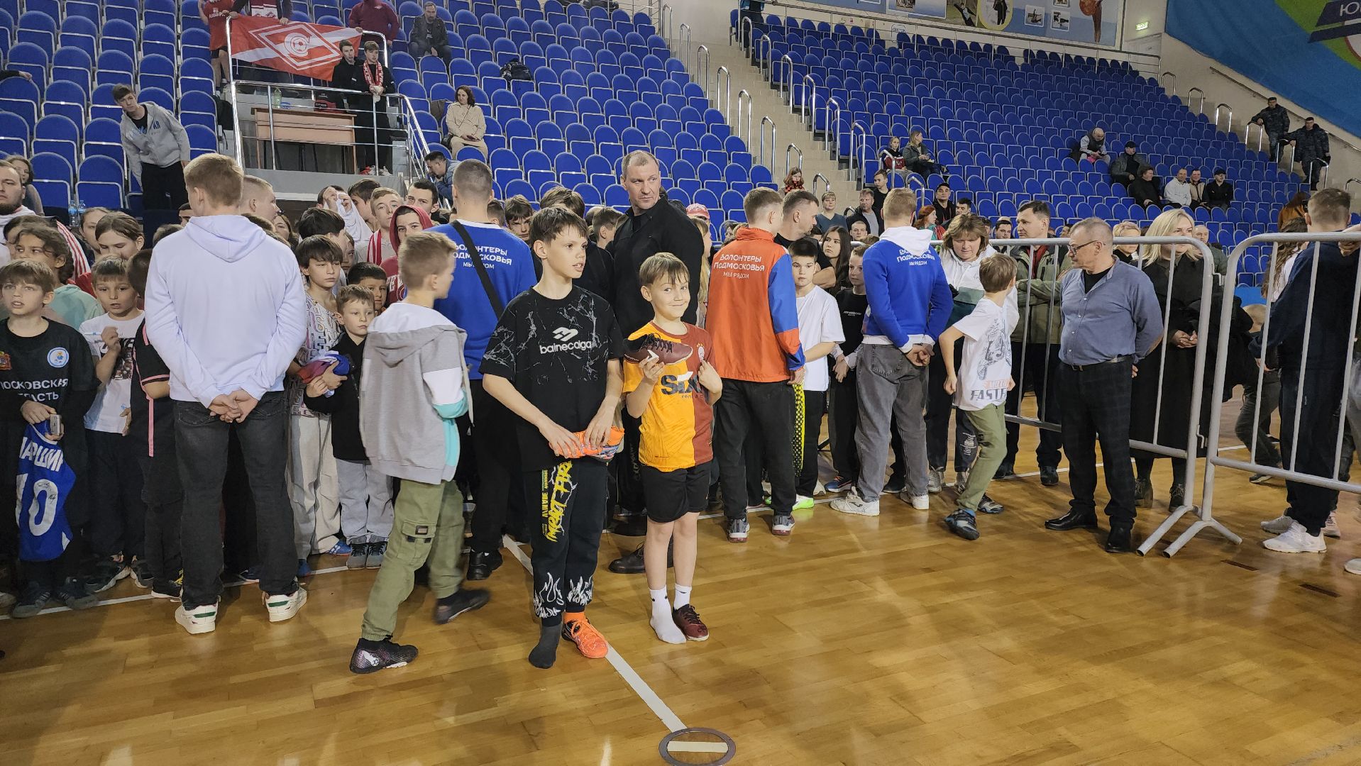 кашира, спорт, матч легенд, звезды футбола, автограф сессия, дс юбилейный, фк спартак,