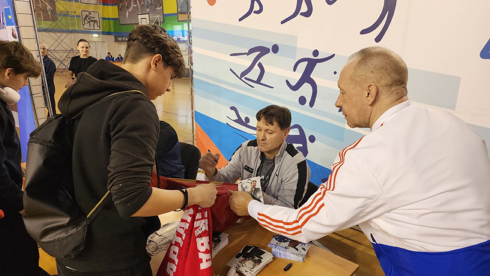 кашира, спорт, матч легенд, звезды футбола, автограф сессия, дс юбилейный, фк спартак,