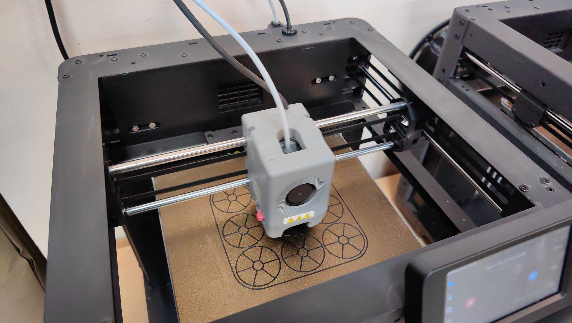 квадрокоптер, пластик, 3D -принтер, система сброса, сво, нефопам,