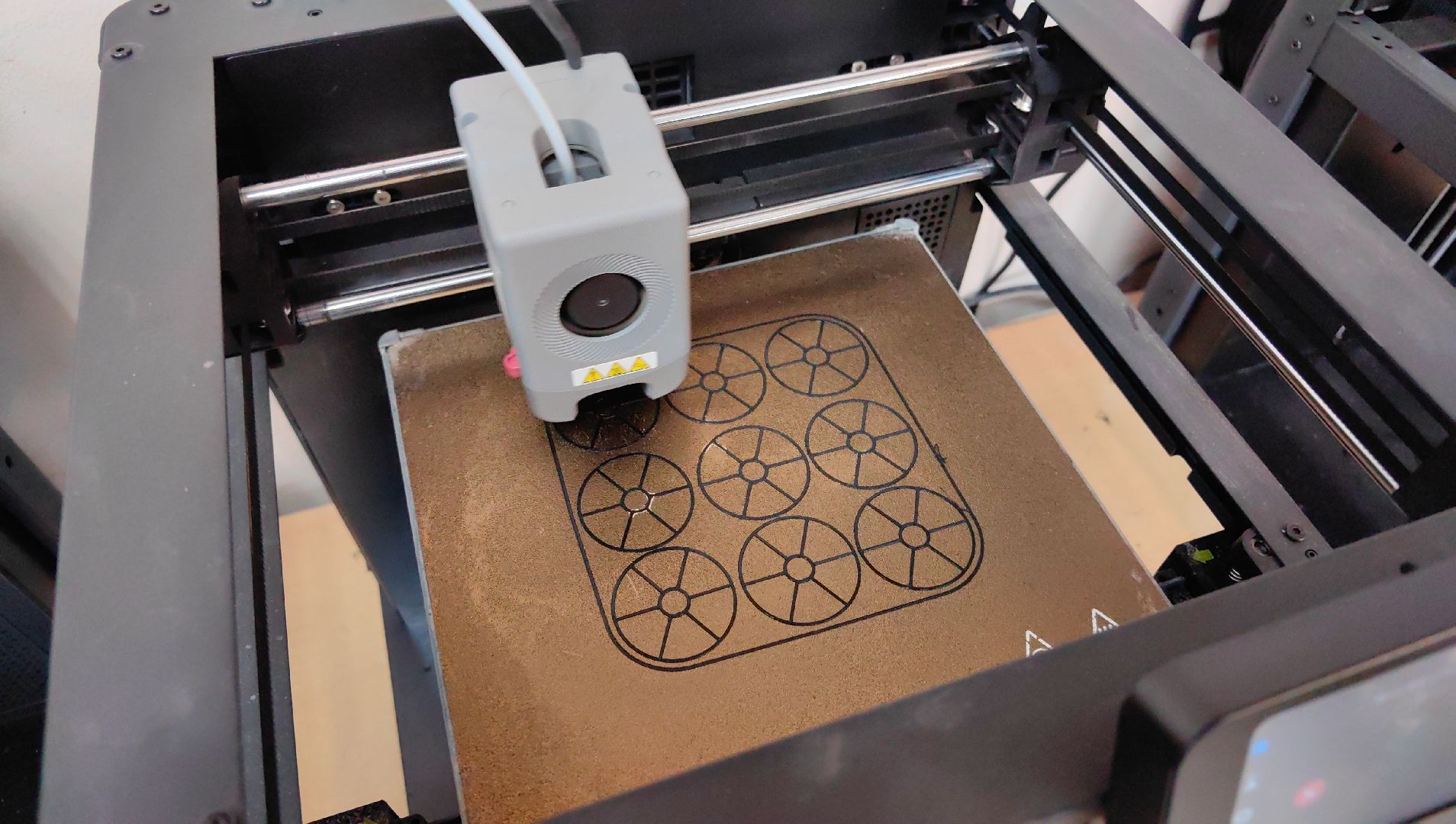 квадрокоптер, пластик, 3D -принтер, система сброса, сво, нефопам,