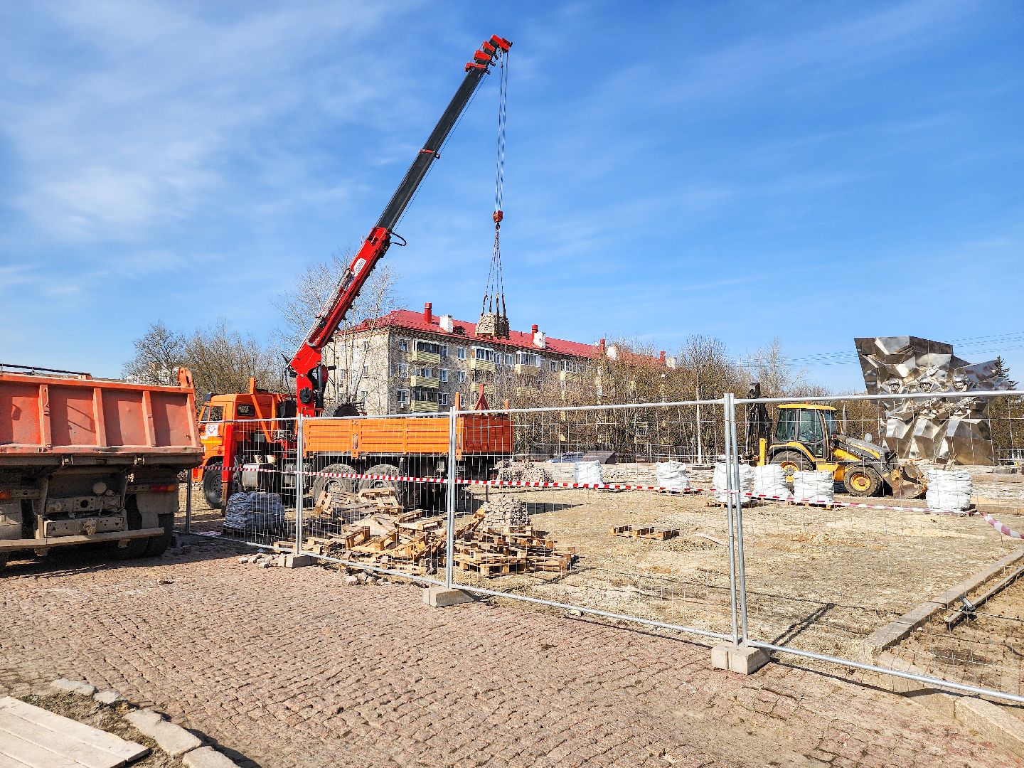 Подольск, 80 лет победе, памятник подольским курсантам, монумент,