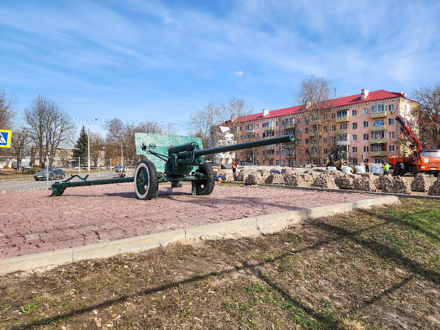 Подольск, 80 лет победе, памятник подольским курсантам, монумент,