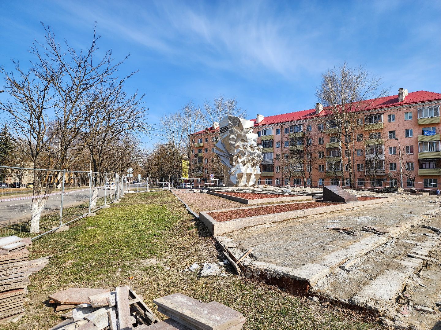 Подольск, 80 лет победе, памятник подольским курсантам, монумент,