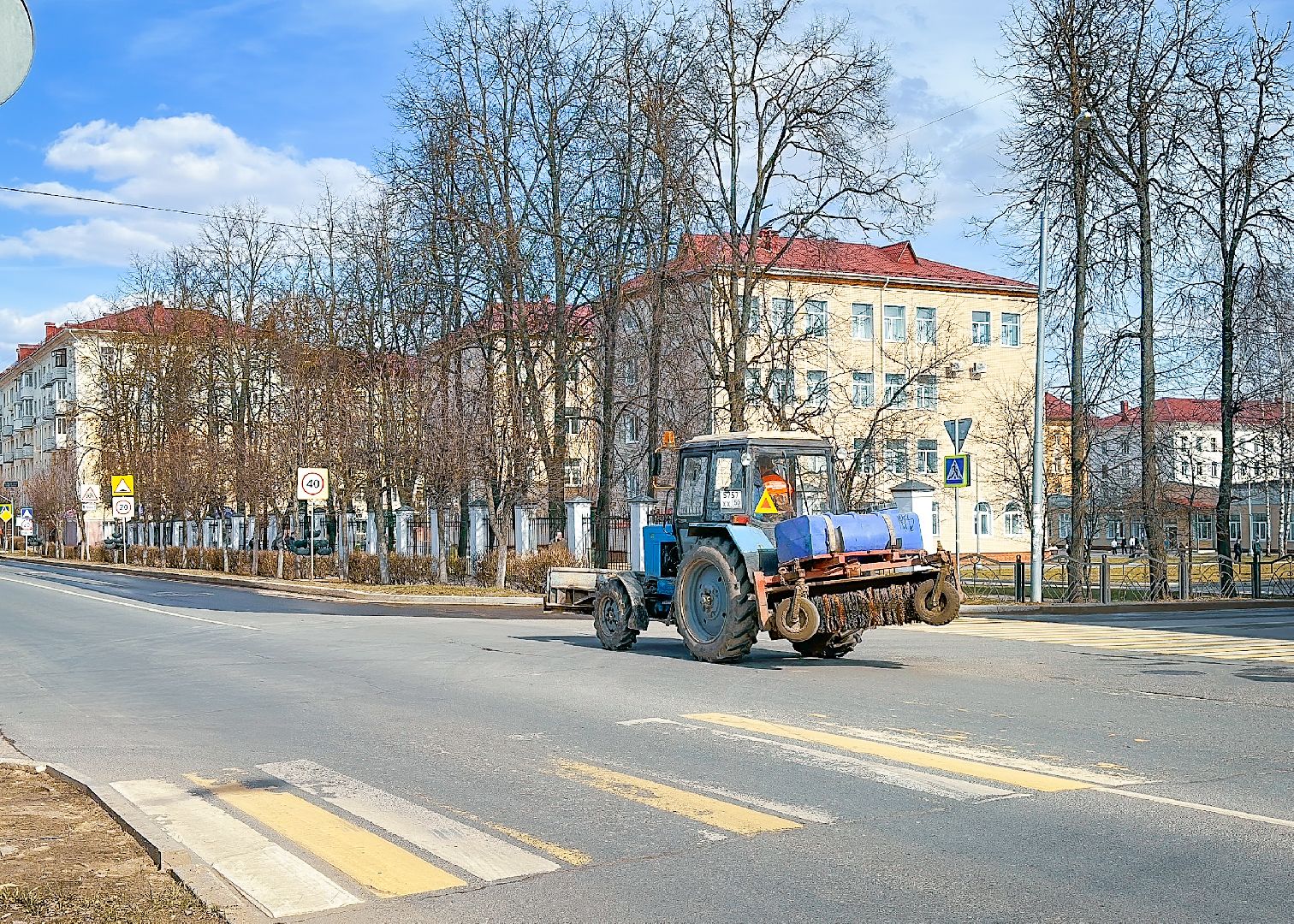 Клин, ЖКХ, уборка улиц города, благоустройство,