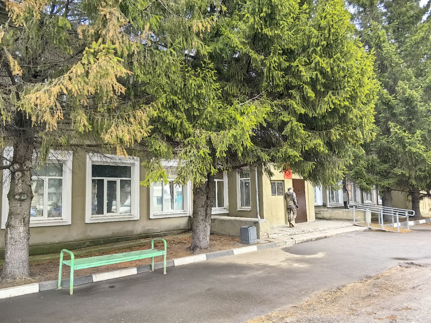 военкомат, комиссариат, выставка, герои ВОВ, лётчик, аэрокобра, истребитель,