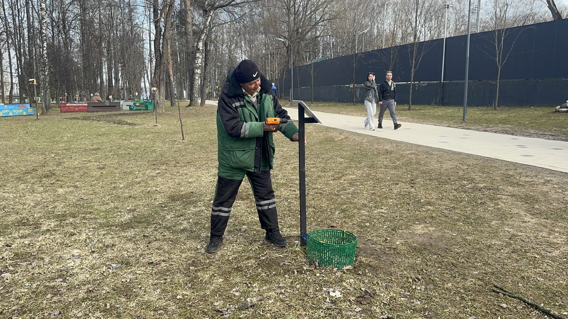 солнечногорск, городской парк, уборка територии, жители, опиловка деревьев,
